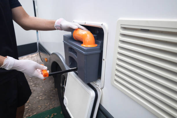 Best Luxury portable toilet rental  in Penns Grove, NJ