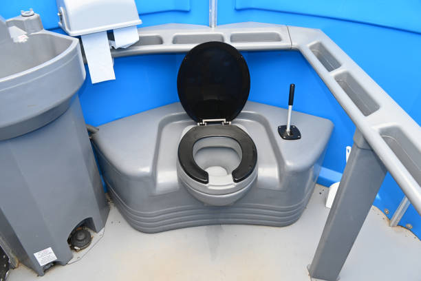 Best Portable toilet rental cost  in Penns Grove, NJ